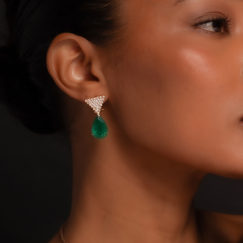diamond gold emerald earrings